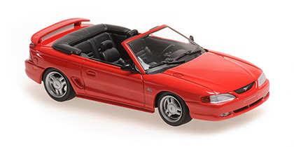 Voitures Civiles-1/43-Maxichamps-F.mustang cab.rouge 1994 