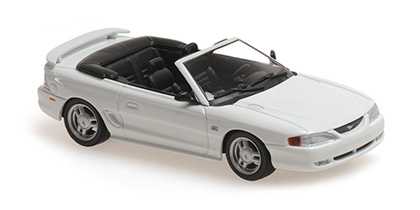 Voitures Civiles-1/43-Maxichamps-F.mustang cab.blanc 1994